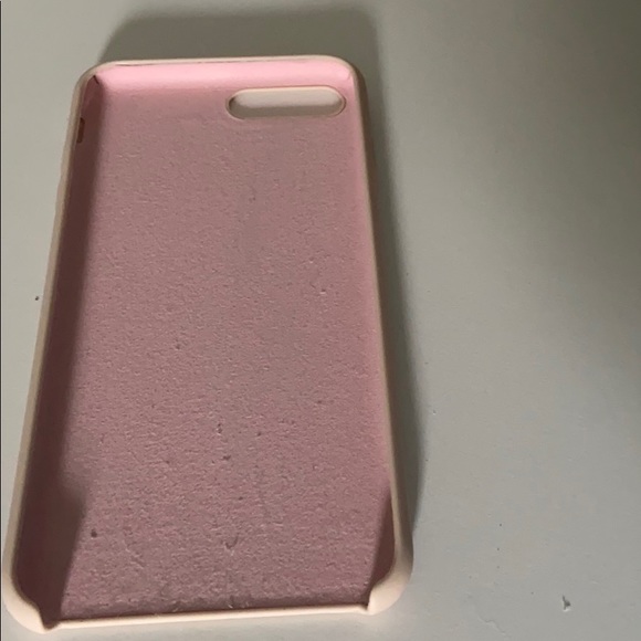 iPhone 7+ case - Picture 2 of 3